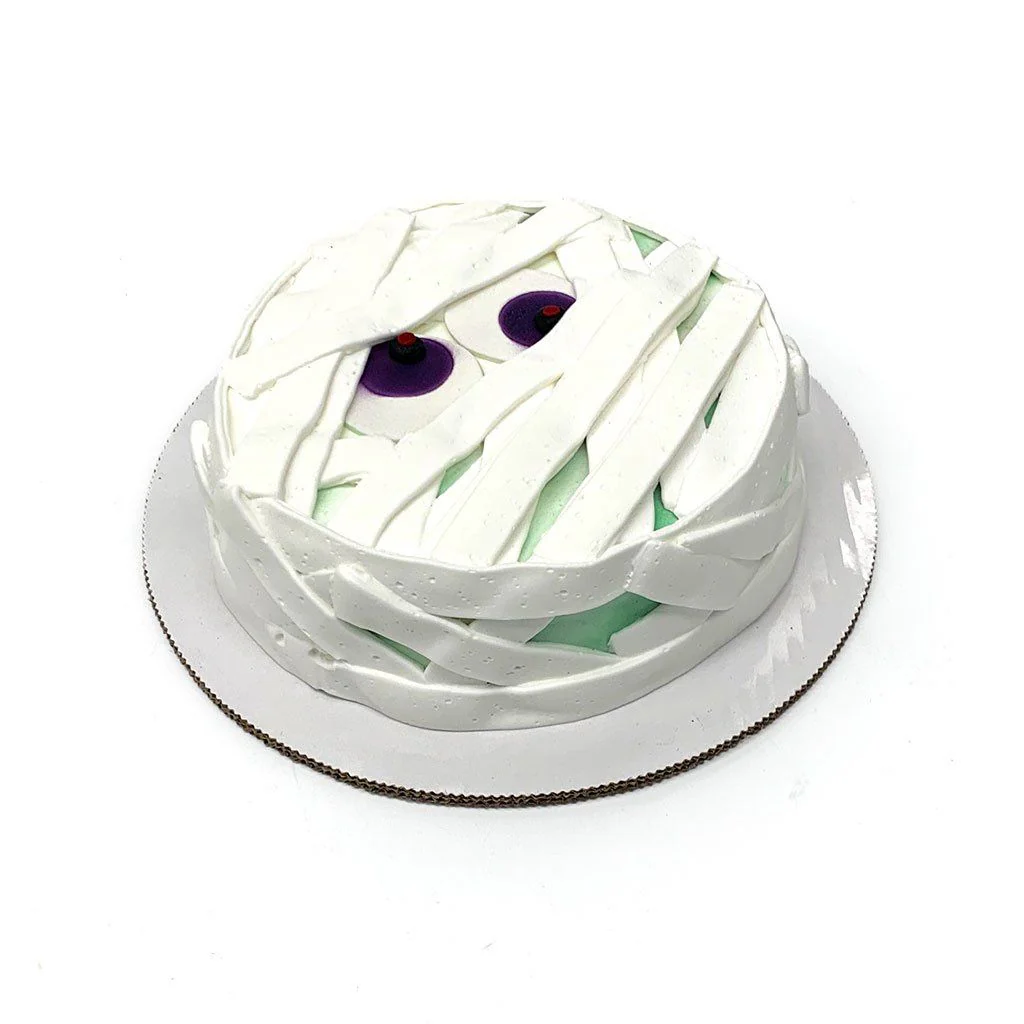Yummy Mummy Halloween Cake